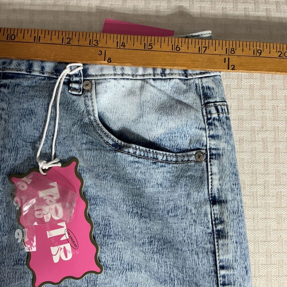 TRTR Women's Size 16 Cargo Wide Leg Relaxed Fit Baggy Acid Wash Denim Jeans - Picture 5 of 12